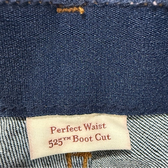 Levi's Women's Perfect Waist 525 Boot Cut Jeans w/Comfort Waistband, Size 12 - Picture 4 of 6